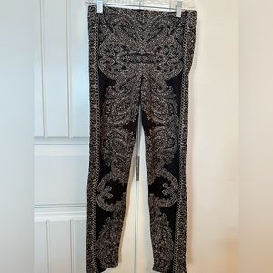 Free People Leggings/size Small/Black and taupe design